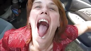 دمية الشوكولاتة Myosotis ذات الثدي الضخمة تمتطي سكس اب مع بنته مترجم عربي ديك أبيض